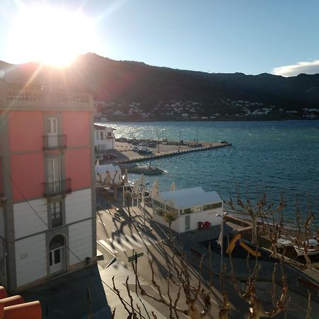 Artmony Piso Centro Del Pueblo Vista Frente Al Mar Appartement Plein Centre En Front De Mer El Port De La Selva Exterior photo